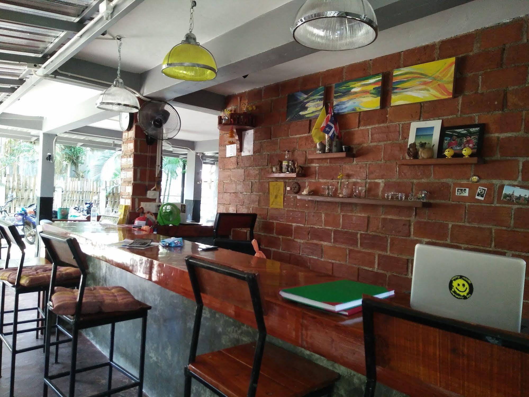 הוסטל פאי Happy House Backpackers מראה חיצוני תמונה